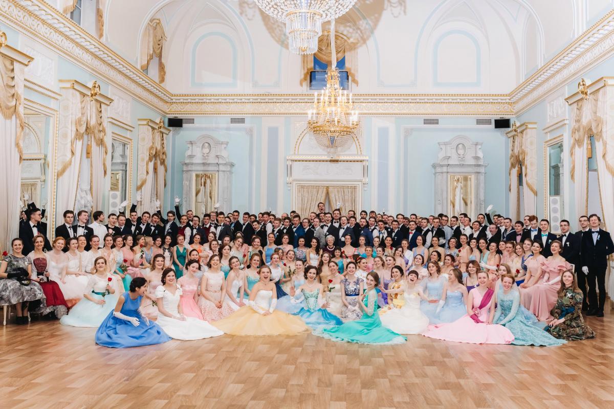 Во дворце каждая девушка будет чувствовать себя принцессой