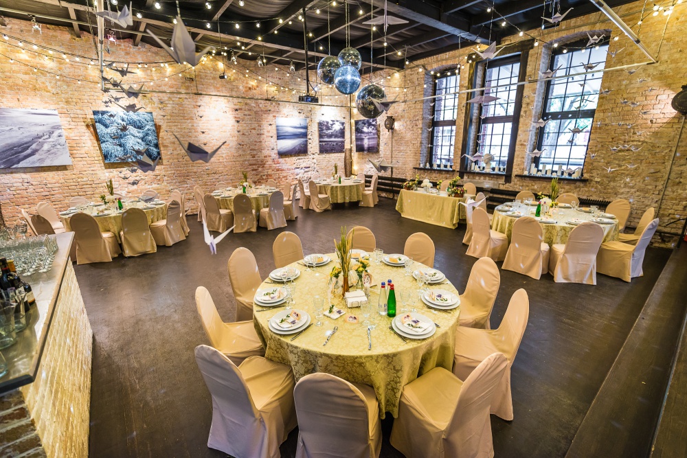 Креативный выпускной можно организовать в лофте