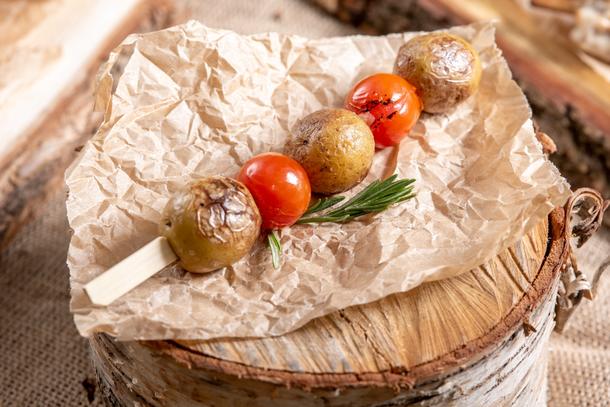 Мини картофель запеченный с розмарином Мини картофель запеченный с розмарином