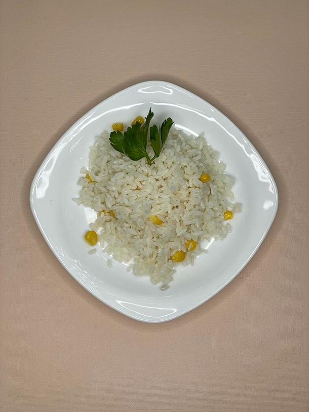 Рис с кукурузой отварной