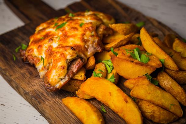 Мясо по-Французски с деревенским картофелем Мясо по-Французски с деревенским картофелем
