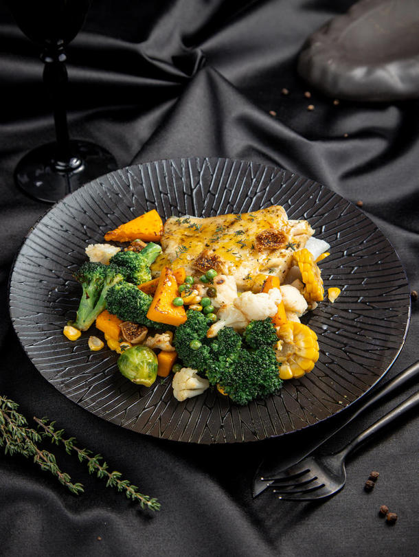 Треска гриль с микс овощами