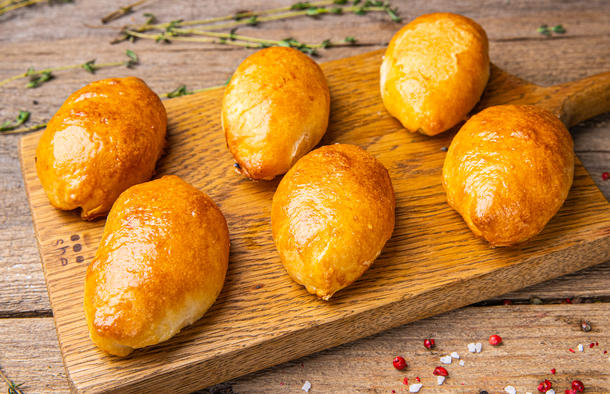 Пирожок с картошкой