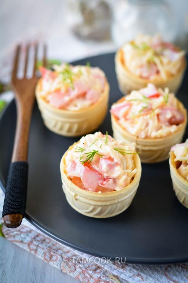 Тарталетка с ветчиной