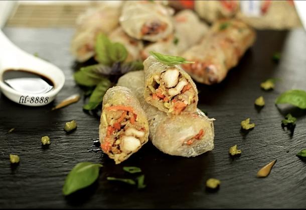 Спринг роллы с курицей и овощами