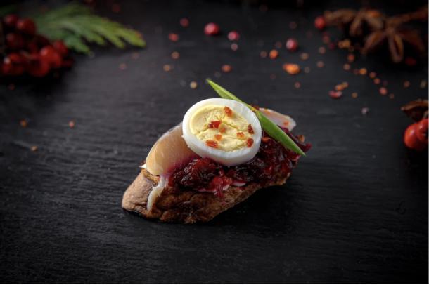 Тапас с сельдью