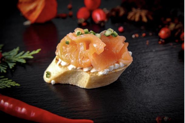 Тапас с семгой Тапас с семгой