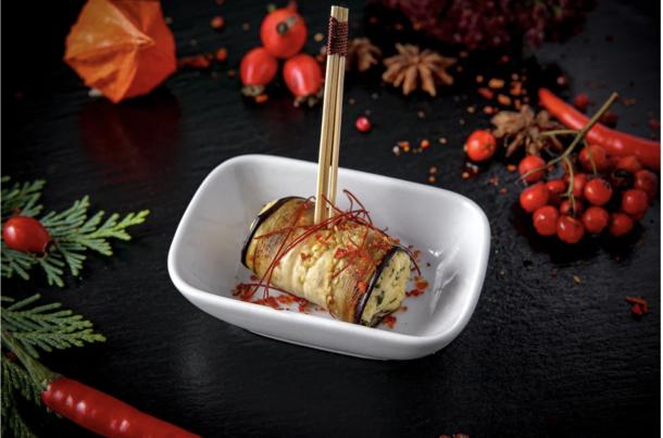 Рулетики из баклажана с сыром