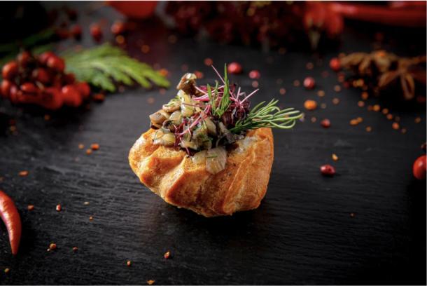 Профитроль с грибной икрой Профитроль с грибной икрой