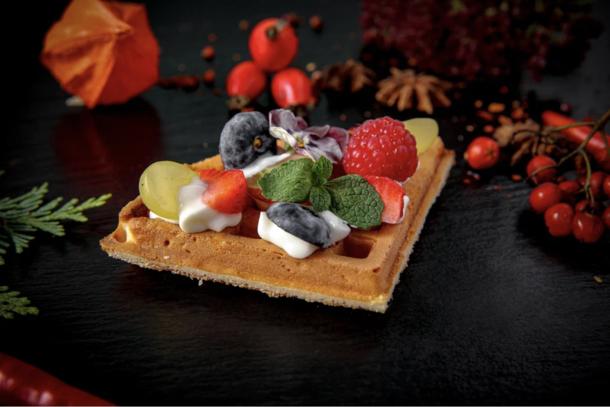 Вафли с фруктами