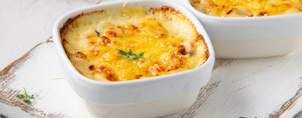 Грибной жюльен в кокотнице Грибной жюльен в кокотнице