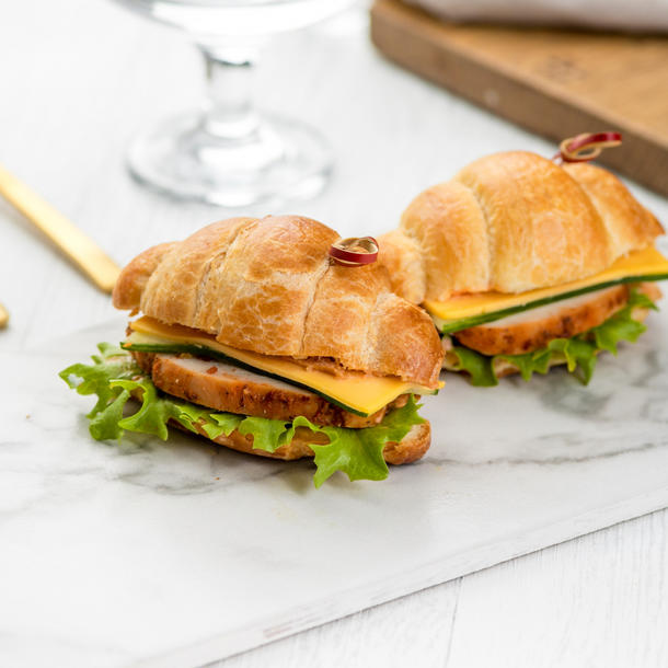 Круассан "Цезарь"