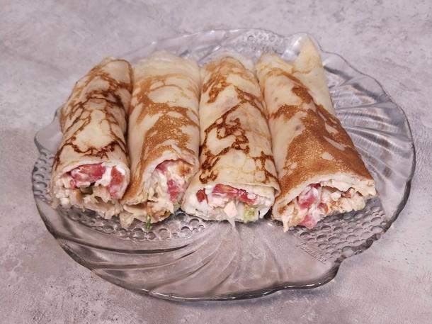 Блинчики Цезарь с курицей
