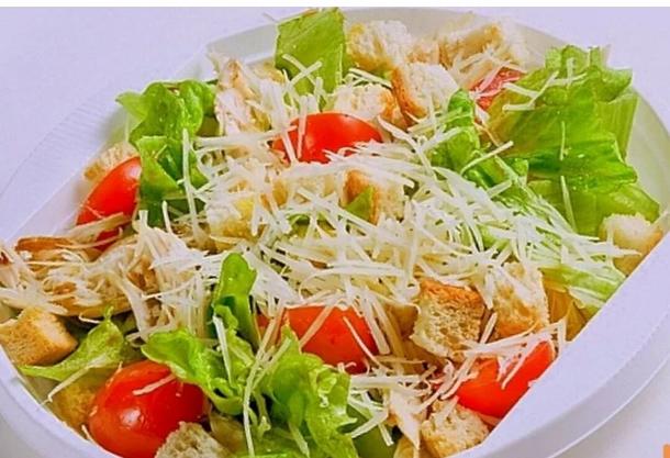 Цезарь с курицей