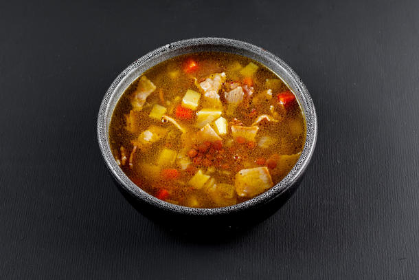 Суп с чечевицей и копченностями