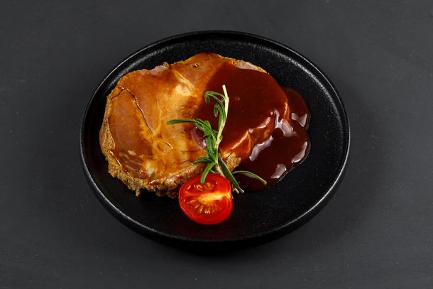 Буженина с соусом розмарин