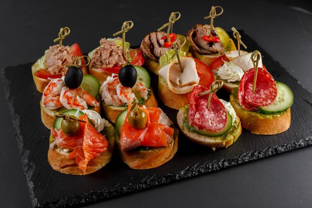 Сет брускетт микс 16 шт Сет брускетт микс 16 шт