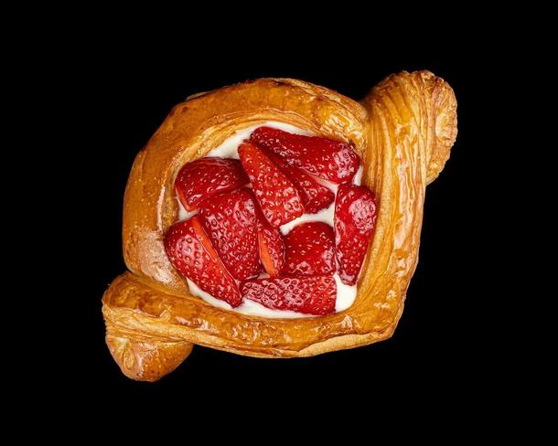 Дэниш с клубникой