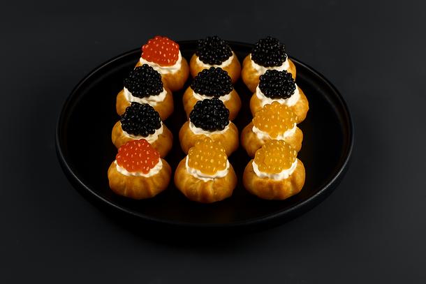 Микс профитролей с икрой Микс профитролей с икрой
