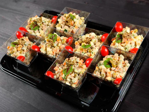 Оливье с Курочкой из печи порционный Оливье с Курочкой из печи порционный