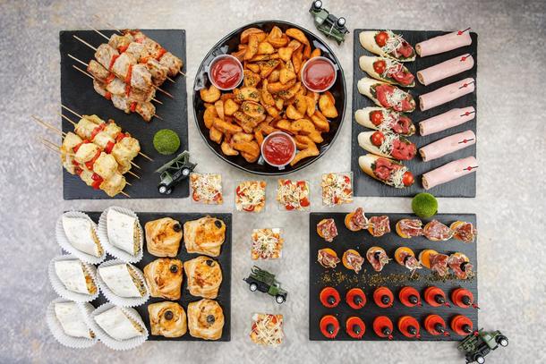 "Честь имею" - фуршетный сет на 6-8 персон