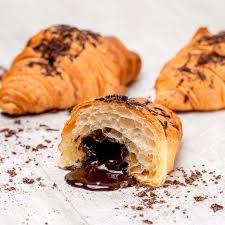 Круассан шоколадный