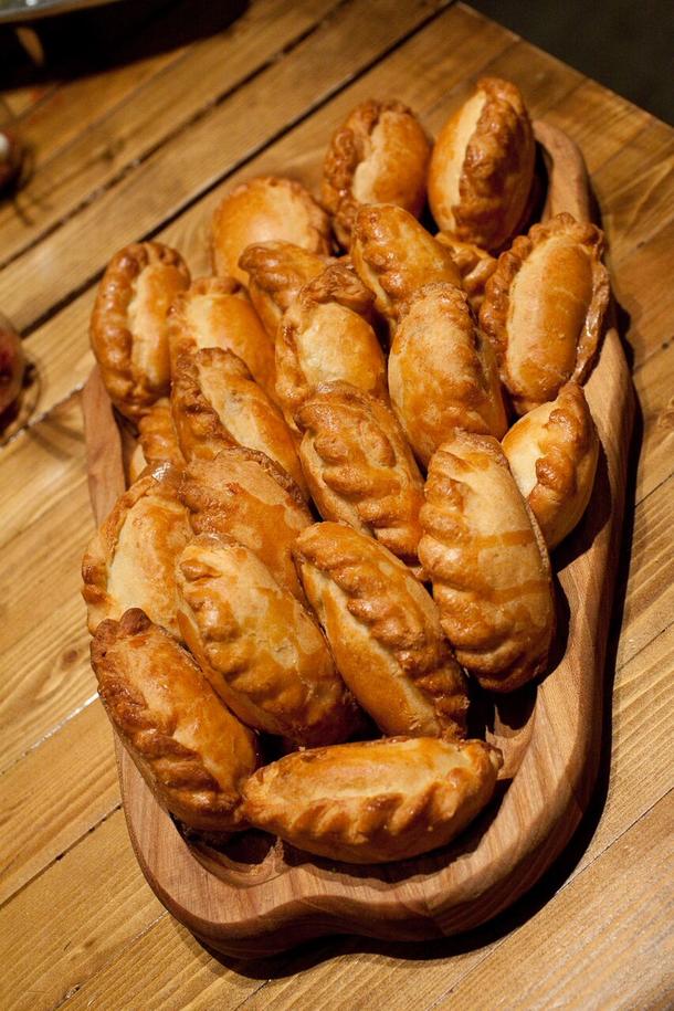 Мини пирожки с мясом