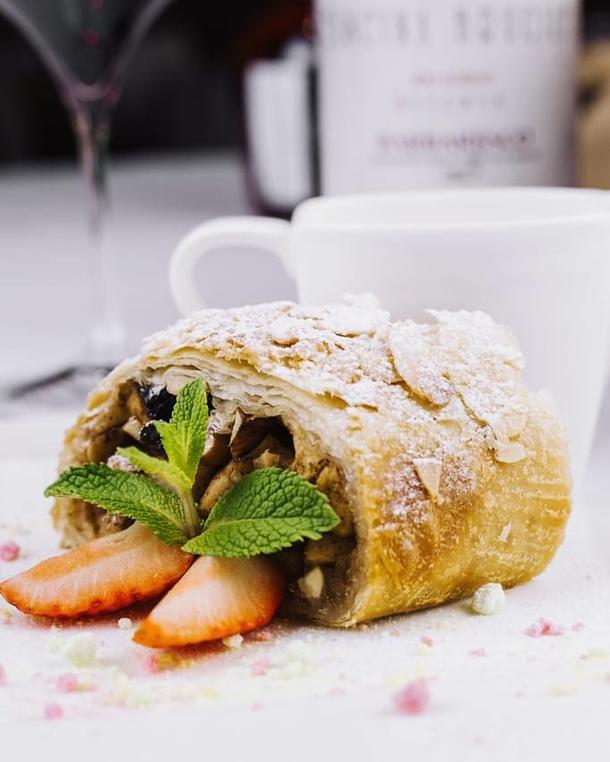 Штрудель яблочный