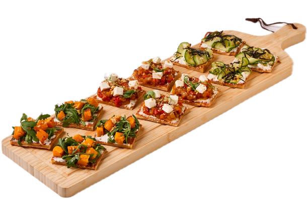 Брускетты на круассане «Тыква», «Огурец - нори» и «Печеный перец»