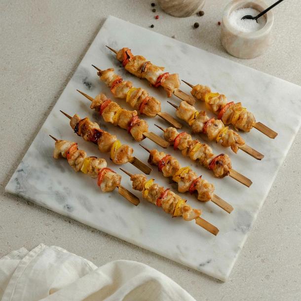 Шашлычки из курицы на шпажках