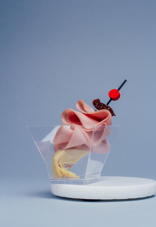 Мортаделла с артишоком и вяленым томатом Мортаделла с артишоком и вяленым томатом