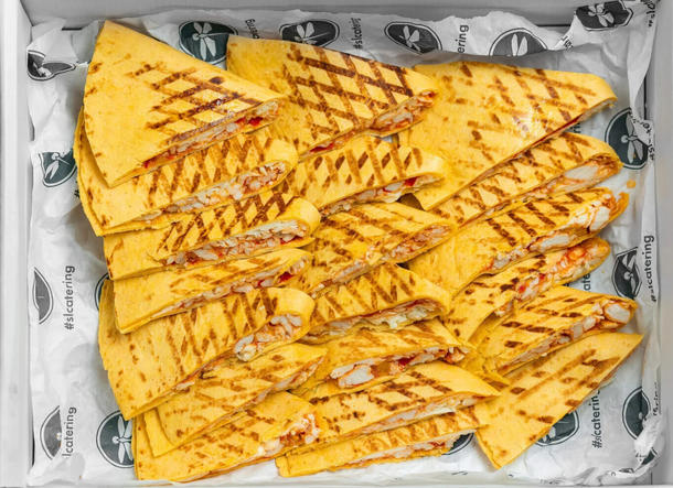 Бокс №32 Кесадилья