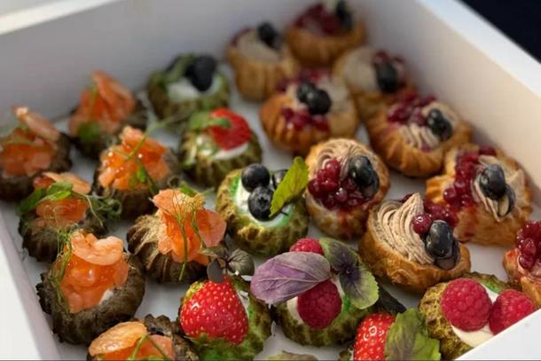 Набор «Ассорти профитролей» (20шт)