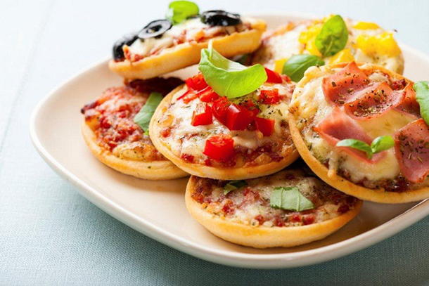 Мини-пицца 3 сыра, с ветчиной, с Прошутто, с овощами, Маргарита