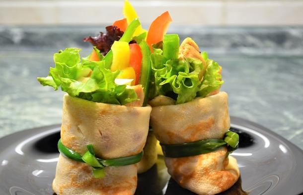 Блинные роллы с сыром и зеленью VEG Блинные роллы с сыром и зеленью VEG