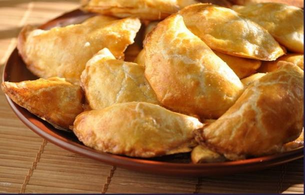 Слоеные пирожки с мясом Слоеные пирожки с мясом