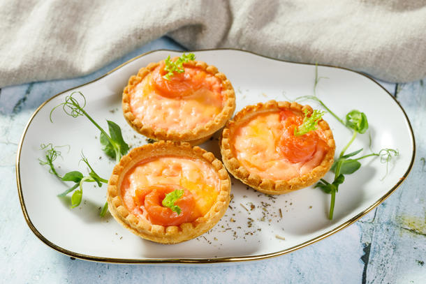 Мини-киш с лососем