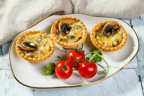 Мини-киш грибной Мини-киш грибной