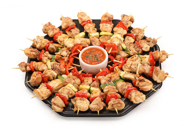 Мини-шашлычки из курицы с овощами, 10 шт Мини-шашлычки из курицы с овощами, 10 шт