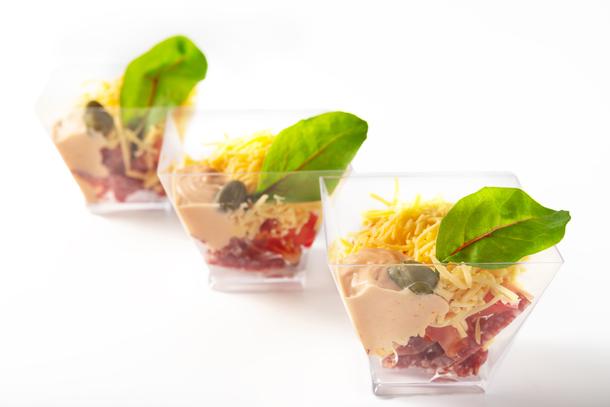 Канапе-салат с салями