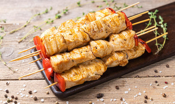 Шашлычки с сочной курочкой и сладким перцем на гриле