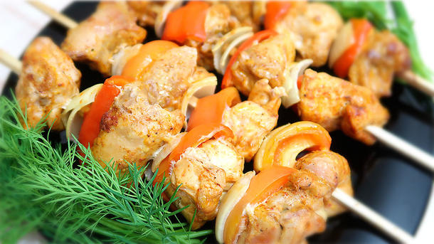 Мини шашлычок из курицы