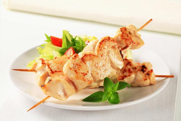 Шашлычок из курицы с овощами