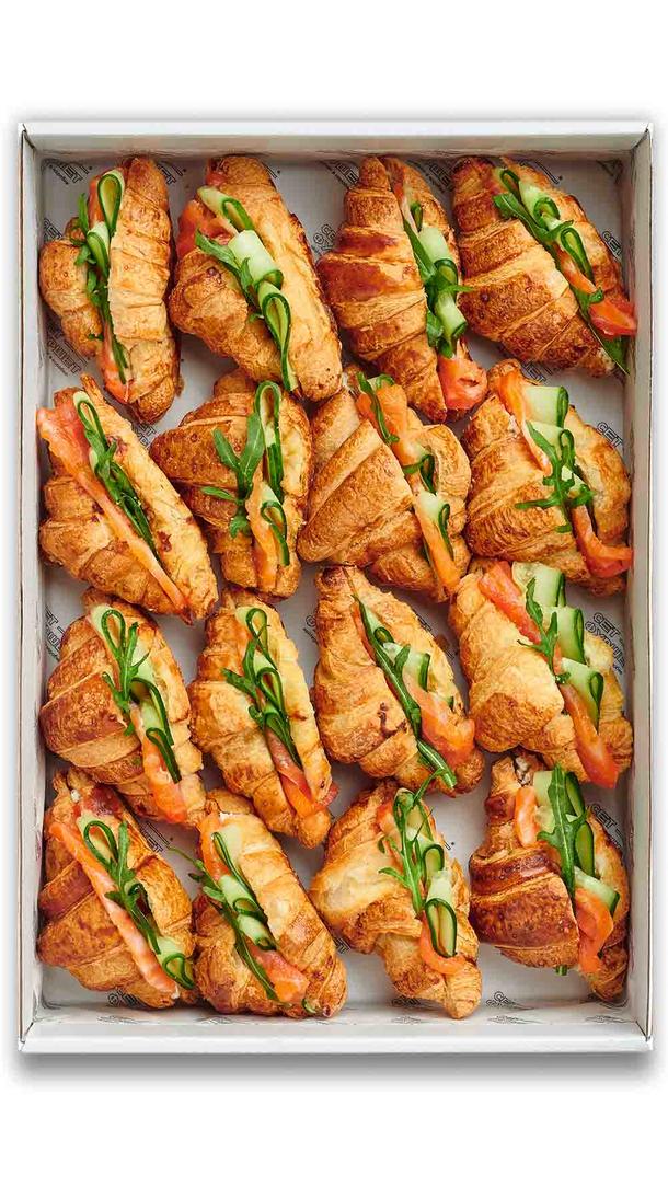 Мини-круассаны с лососем сет