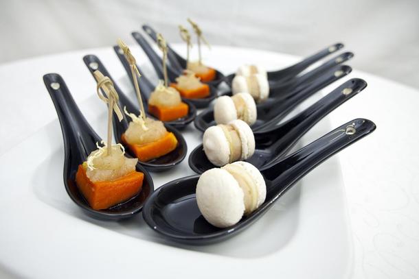 Комплимент от шеф-повара, закуски Комплимент от шеф-повара, закуски