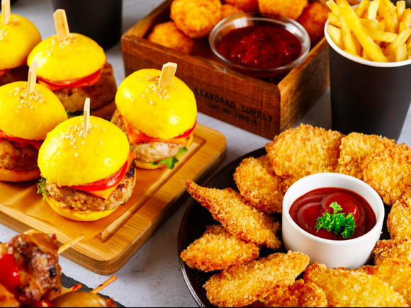 Сет "Детский Топ" на 15 детей с напитками и подарками от шефа в Москве