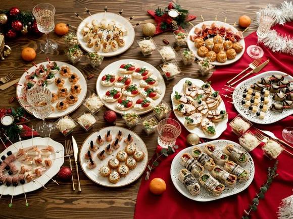 Сытный фуршетный сет с горячим на 30-35 персон в Москве