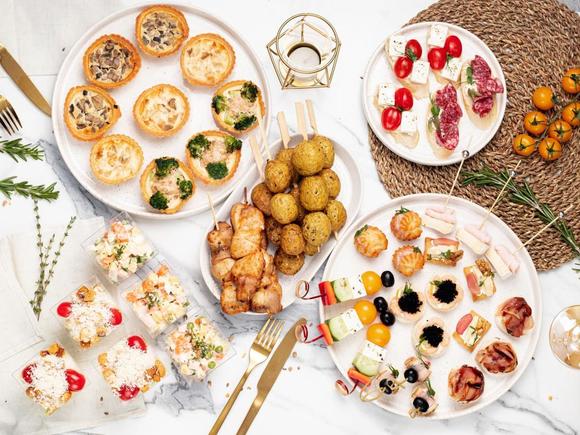 Новогодний эконом-фуршет на 10 персон в Москве