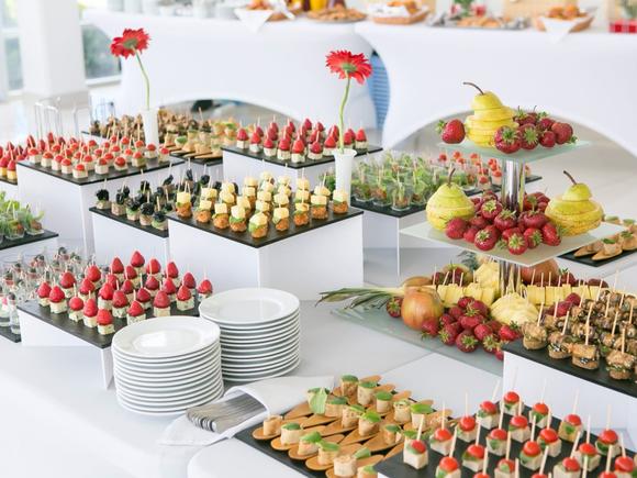 Кофе-брейк на 170 персон в Москве