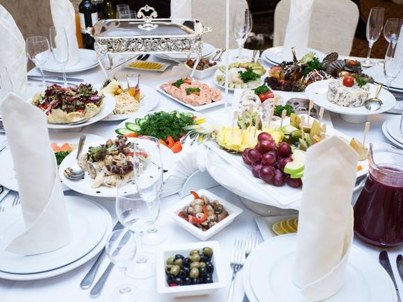 Банкетный сет "Событие" на 20 персон в Москве